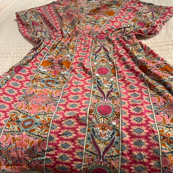 Boho v neck dress - Picture 3 of 4